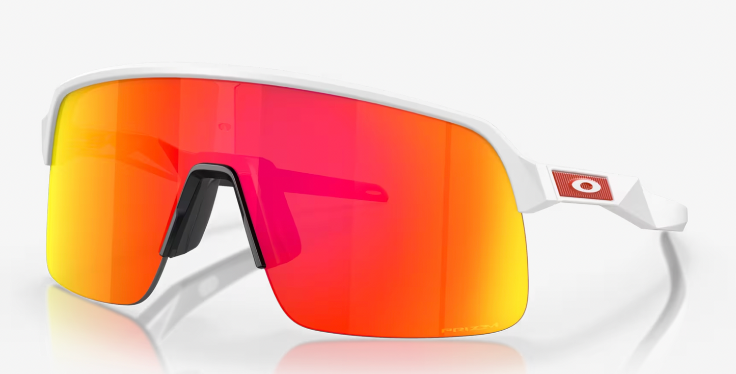 OAKLEY SUTRO LITE SUNGLASSES